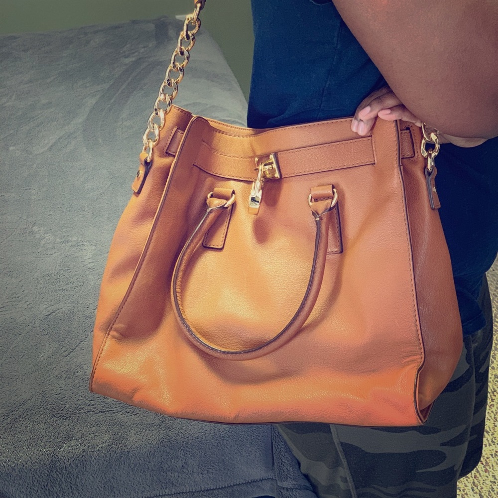 Michael Kors Hamilton Bag In Saffiano Luggage